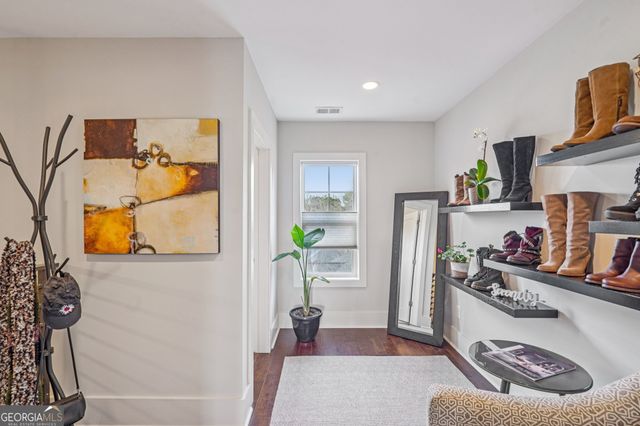 307 Canton Way, Roswell, GA 30075