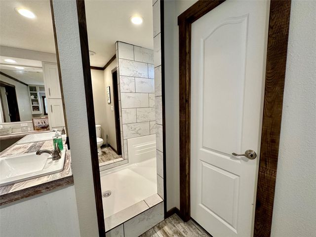 705 Thompson RD, Dale, TX 78616