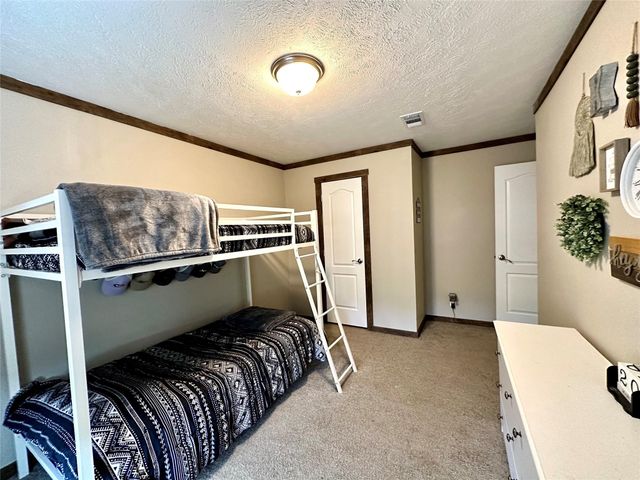 705 Thompson RD, Dale, TX 78616