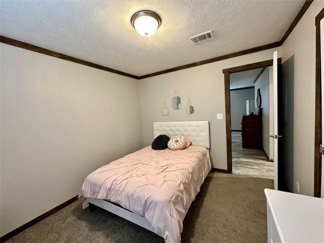 705 Thompson RD, Dale, TX 78616