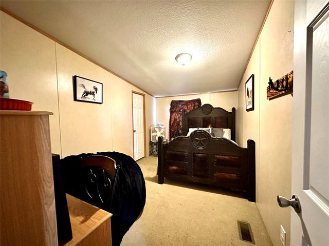 705 Thompson RD, Dale, TX 78616