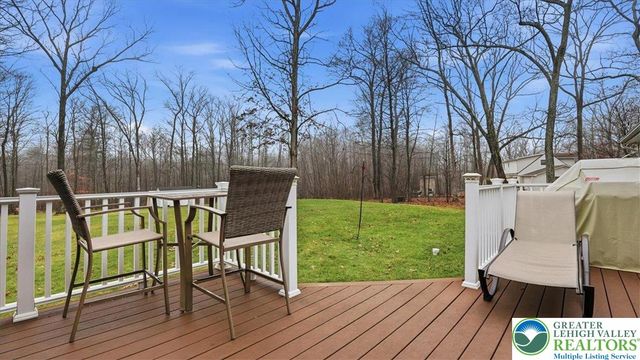 215 Tego Lake Road, East Stroudsburg, PA 18302