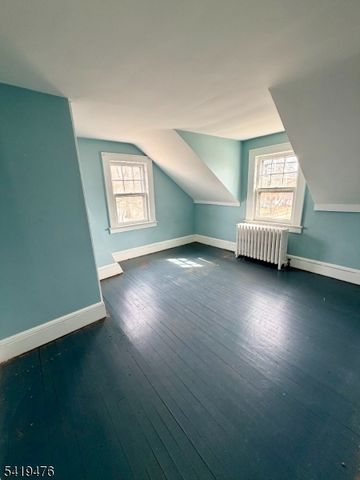 30 Stiles Ave, Morris Plains Boro, NJ 07950