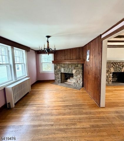 30 Stiles Ave, Morris Plains Boro, NJ 07950