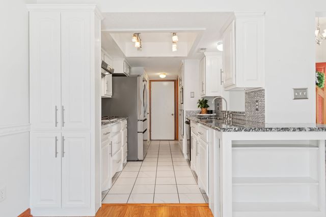 5002 Camelot Dr Apt C, Columbia, TN 38401