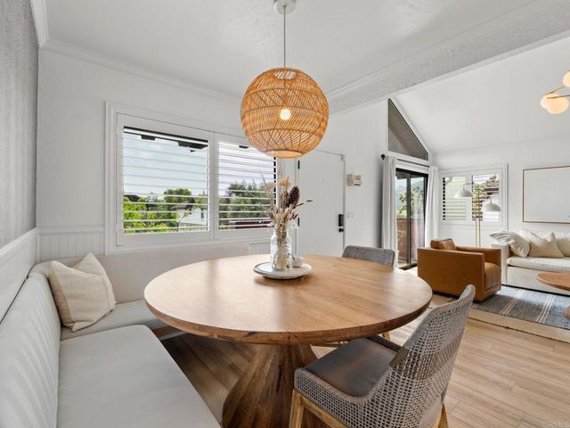 2552 Ocean Cove Drive, Cardiff By The Sea, CA 92007