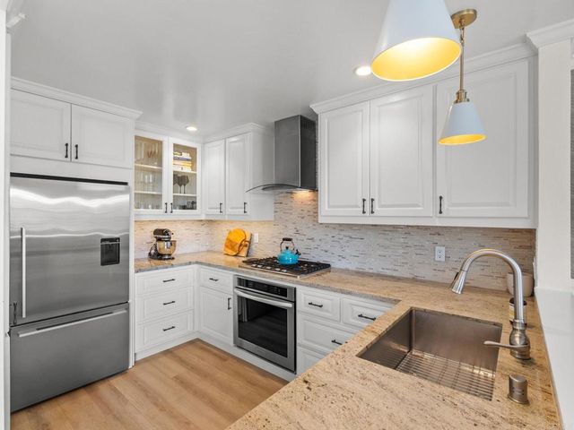 2552 Ocean Cove Drive, Cardiff By The Sea, CA 92007