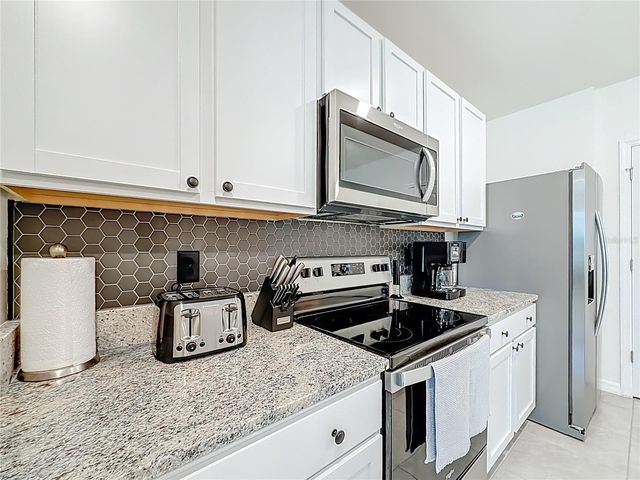 80 HICKORY COURSE LOOP, Ocala, FL 34472