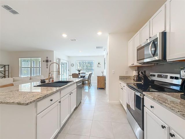 80 HICKORY COURSE LOOP, Ocala, FL 34472