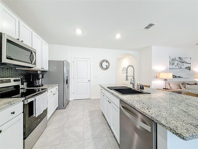 80 HICKORY COURSE LOOP, Ocala, FL 34472