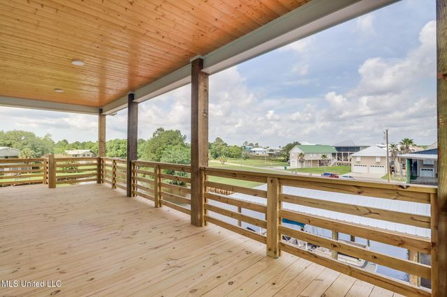 4022 Ceylon Street, Bay Saint Louis, MS 39520