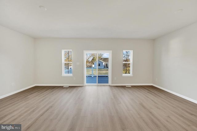 585 W NORTH ST, Smyrna, DE 19977