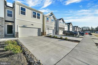 585 W NORTH ST, Smyrna, DE 19977