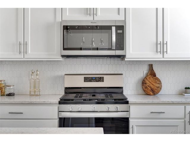 2220 S Mcintyre St, Lakewood, CO 80228
