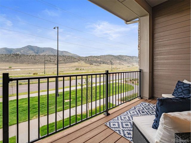 2220 S Mcintyre St, Lakewood, CO 80228