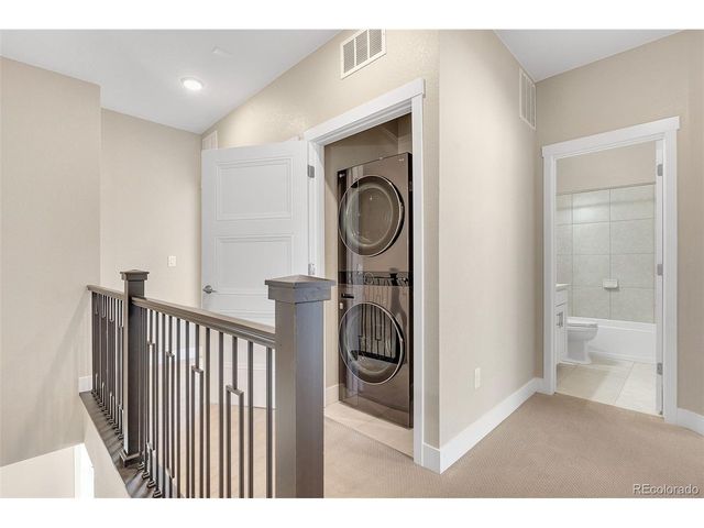 2220 S Mcintyre St, Lakewood, CO 80228