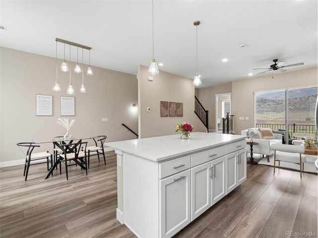 2220 S Mcintyre St, Lakewood, CO 80228