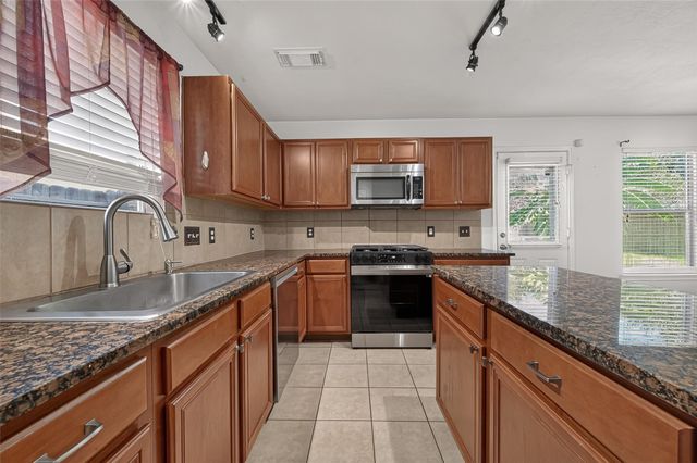25346 Barmby Drive, Tomball, TX 77375