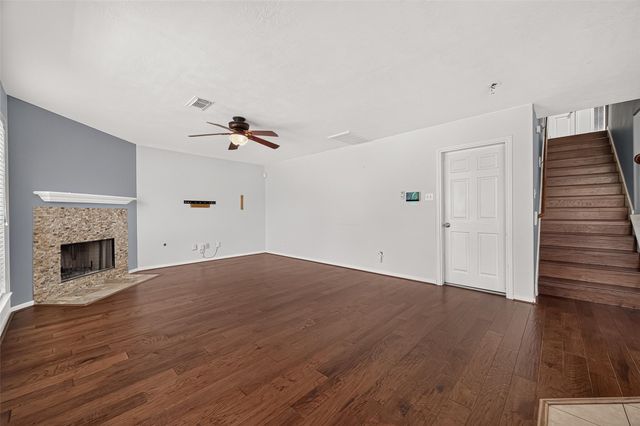 25346 Barmby Drive, Tomball, TX 77375