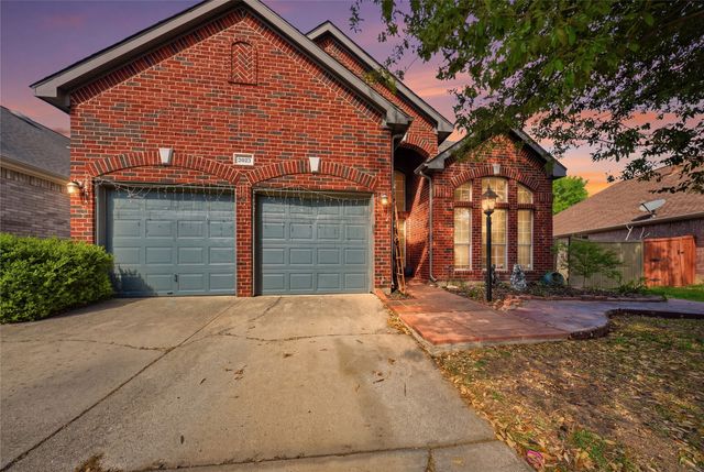 8025 Sitka Street, Fort Worth, TX 76137