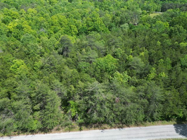 828 McCord Hollow Rd, Hohenwald, TN 38462