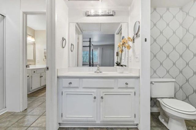 1050 La Tortuga Drive 5, Vista, CA 92081