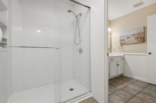 1050 La Tortuga Drive 5, Vista, CA 92081