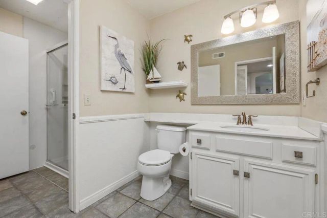 1050 La Tortuga Drive 5, Vista, CA 92081