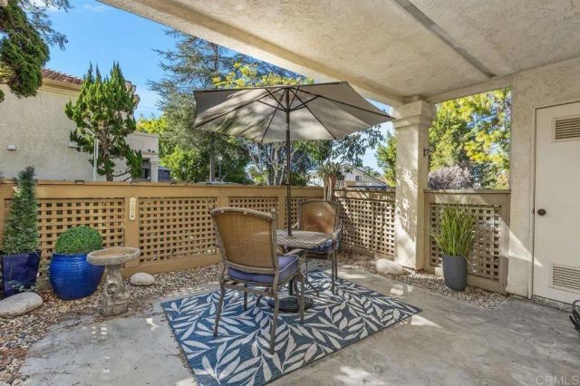 1050 La Tortuga Drive 5, Vista, CA 92081