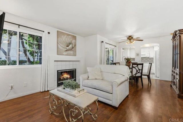 1050 La Tortuga Drive 5, Vista, CA 92081