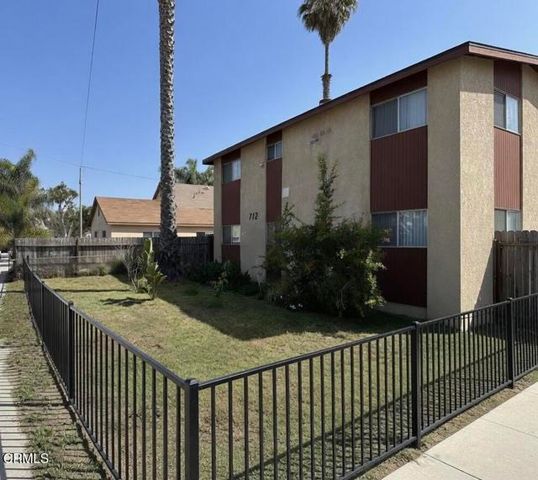 712 S G Street E, Oxnard, CA 93030