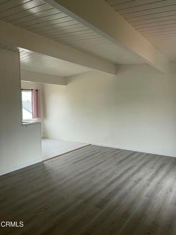 712 S G Street E, Oxnard, CA 93030