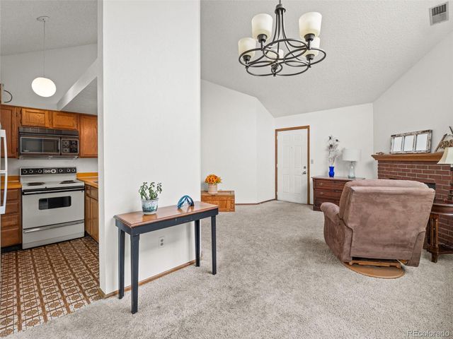 5725 W Atlantic Place 305, Lakewood, CO 80227