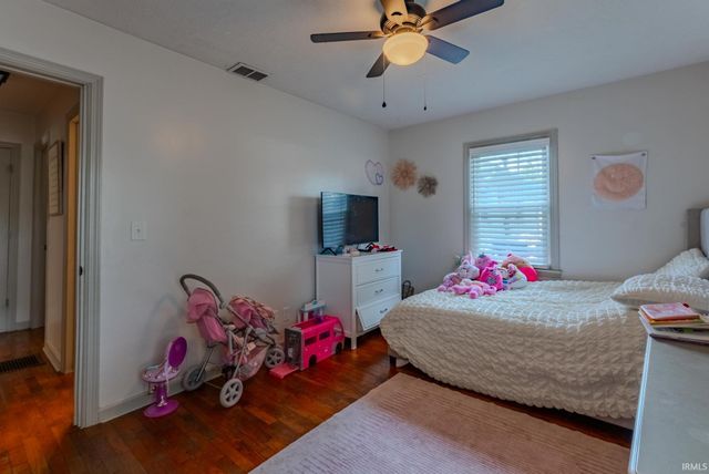 614 E South A Street, Gas City, IN 46933