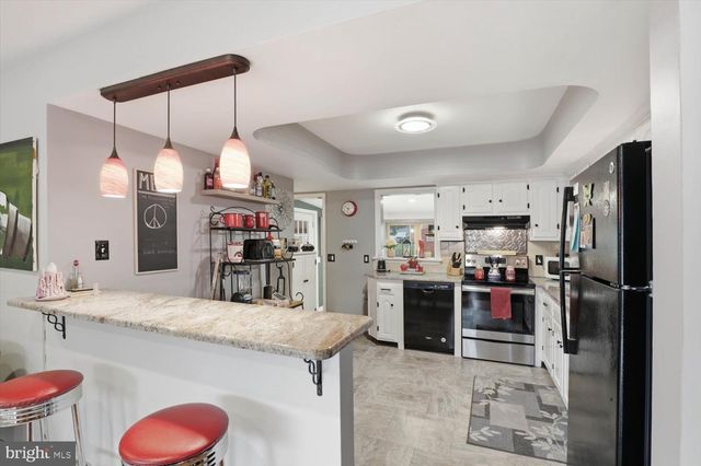 6271 JEANETTE DR, East Petersburg, PA 17520