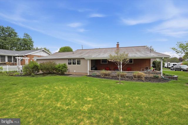 6271 JEANETTE DR, East Petersburg, PA 17520