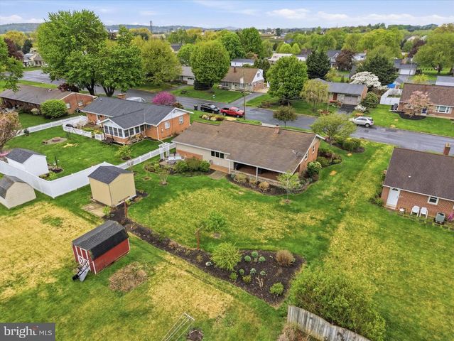 6271 JEANETTE DR, East Petersburg, PA 17520