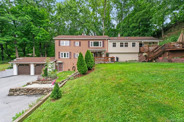 17 Dock, Milton, NY 12547