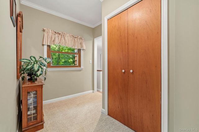 17 Dock, Milton, NY 12547