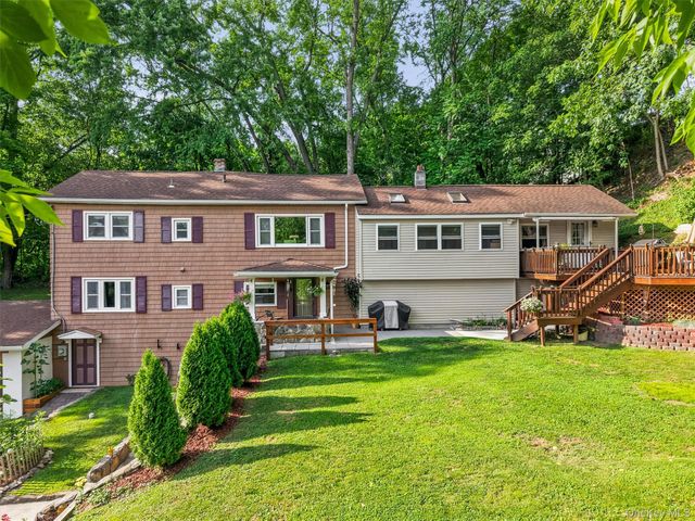 17 Dock, Milton, NY 12547