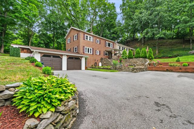 17 Dock, Milton, NY 12547
