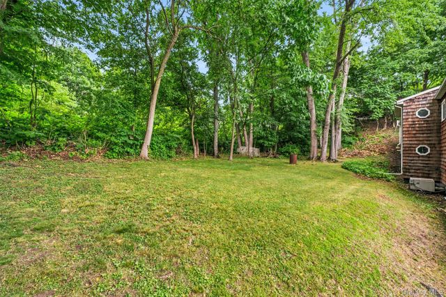 17 Dock, Milton, NY 12547