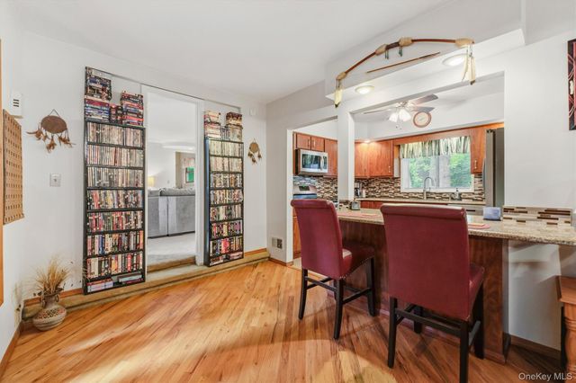17 Dock, Milton, NY 12547