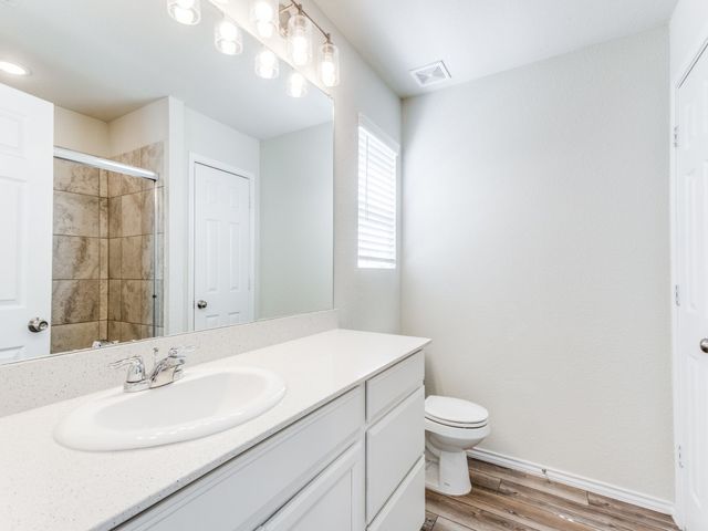 1944 Fox Glove Street, Royse City, TX 75189