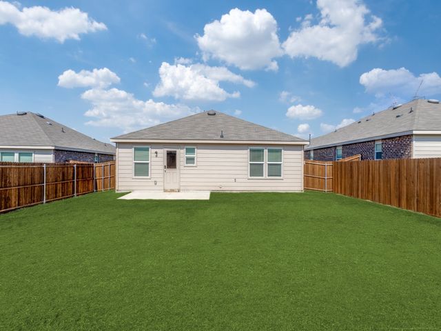 1944 Fox Glove Street, Royse City, TX 75189