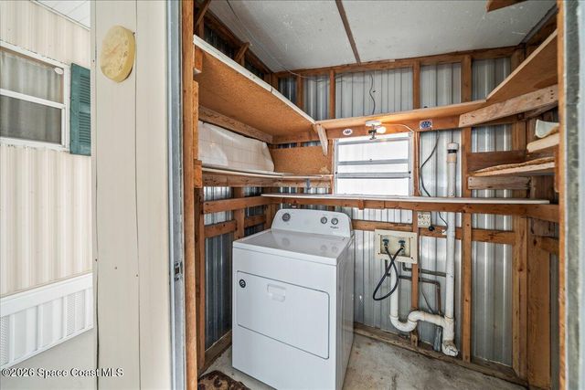 627 Sunrise Court NE, Palm Bay, FL 32907