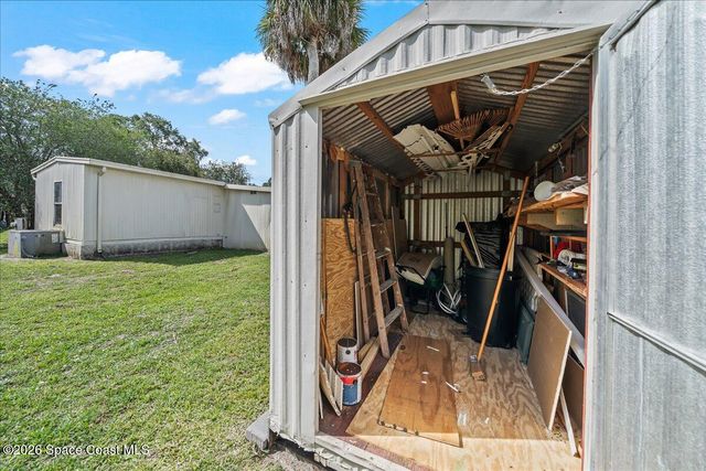 627 Sunrise Court NE, Palm Bay, FL 32907