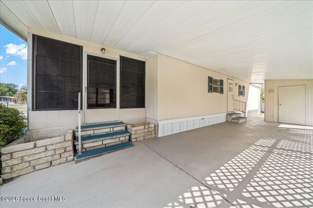 627 Sunrise Court NE, Palm Bay, FL 32907