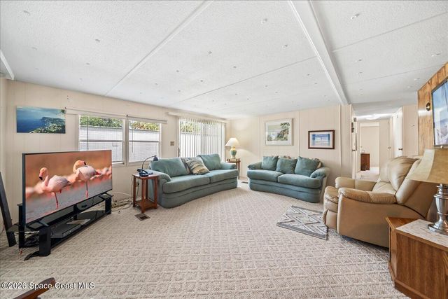 627 Sunrise Court NE, Palm Bay, FL 32907