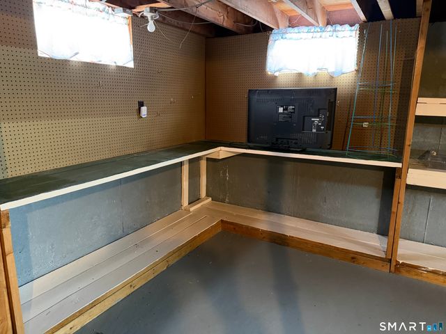 19 Brooklane Road, Southington, CT 06479